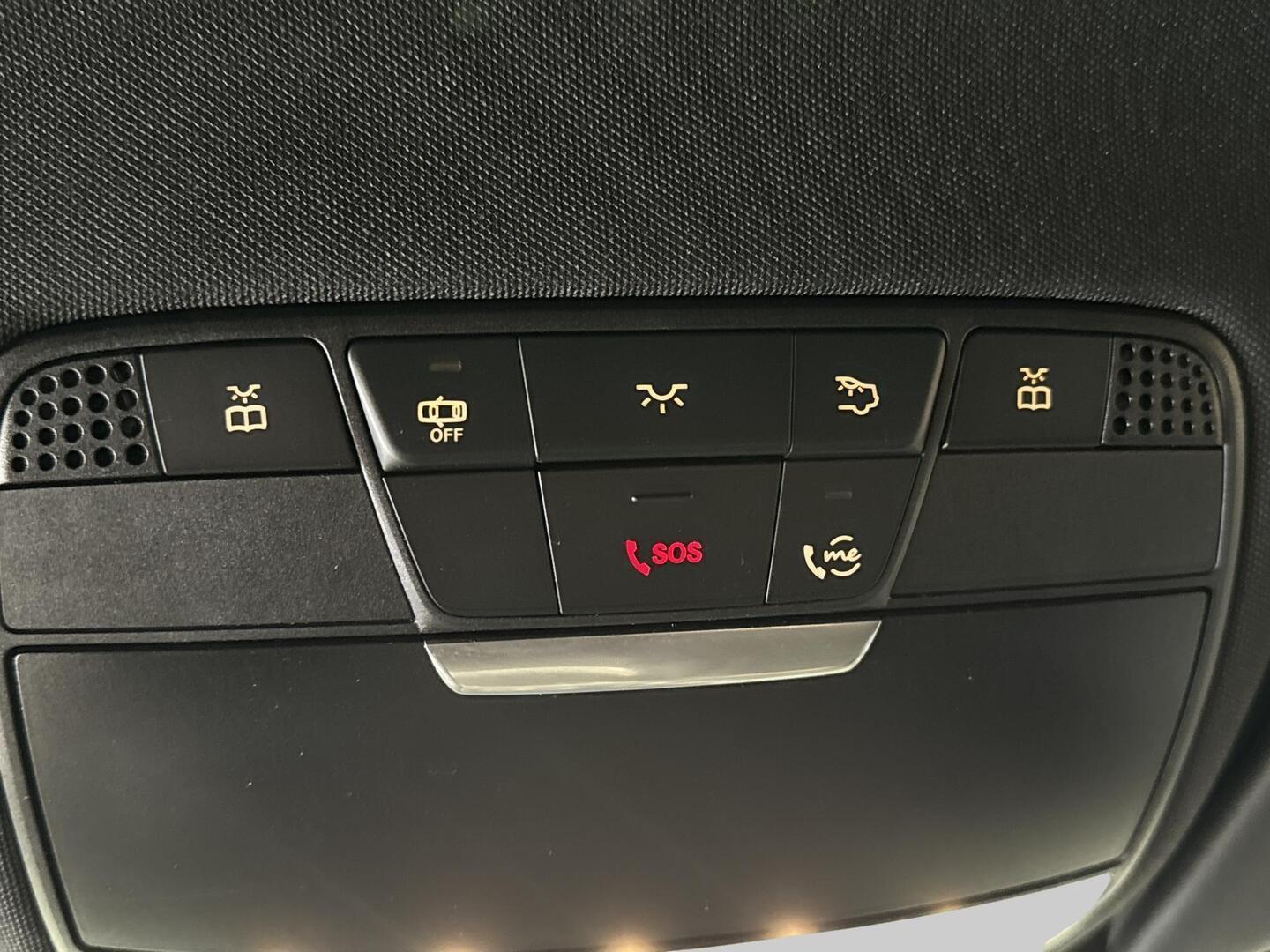 MERCEDES-BENZ GLC 2021