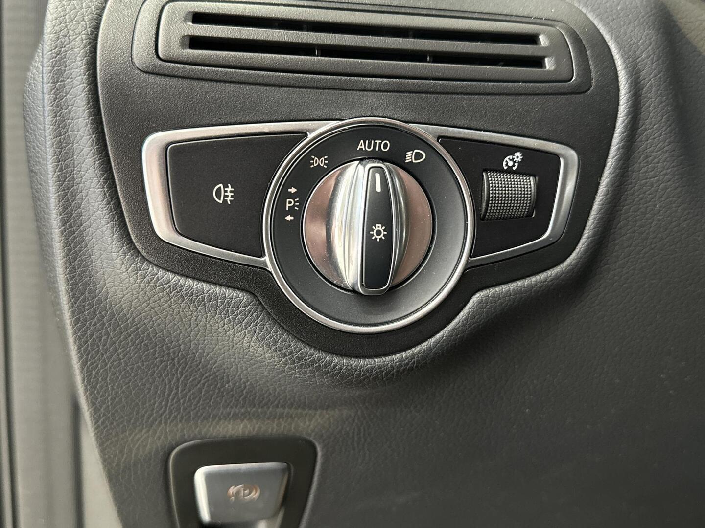 MERCEDES-BENZ GLC 2021