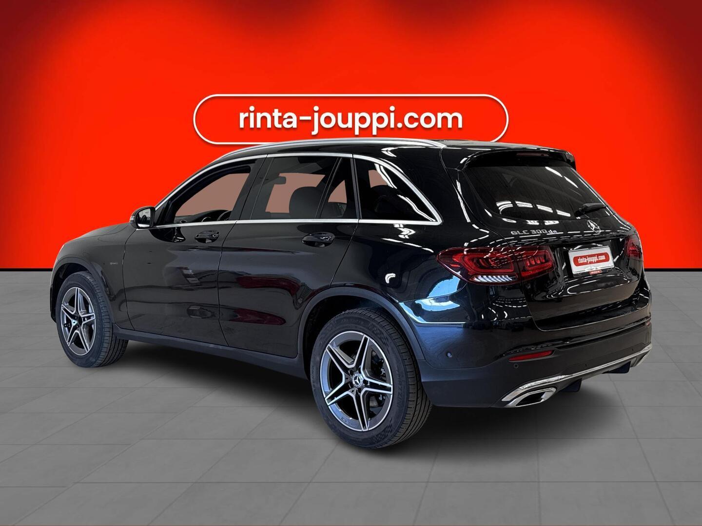 MERCEDES-BENZ GLC 2021