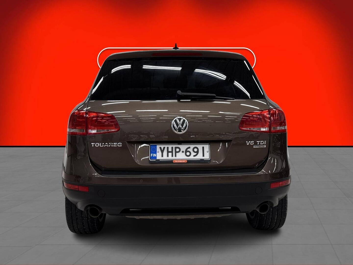 VOLKSWAGEN Touareg 2011