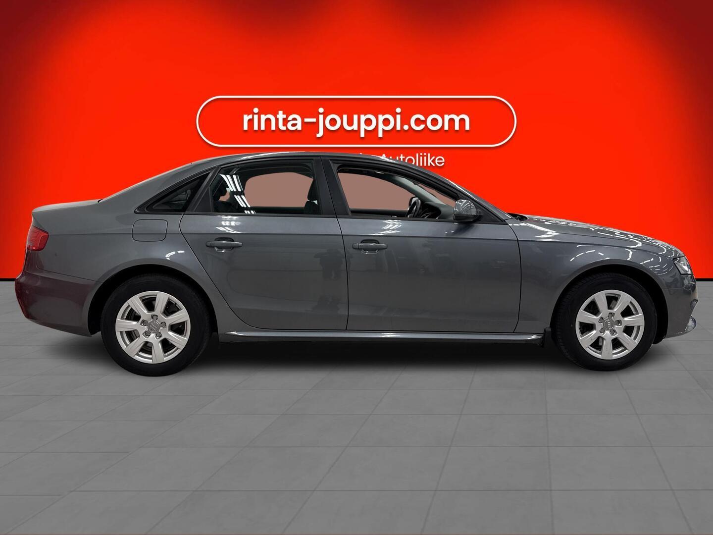 AUDI A4 2011