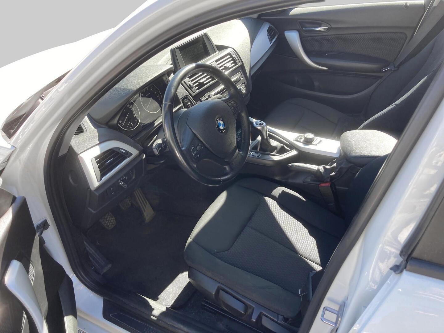 BMW 114 2013
