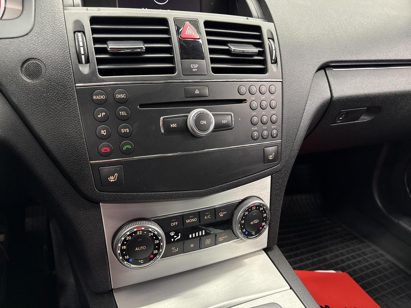 MERCEDES-BENZ C 2009