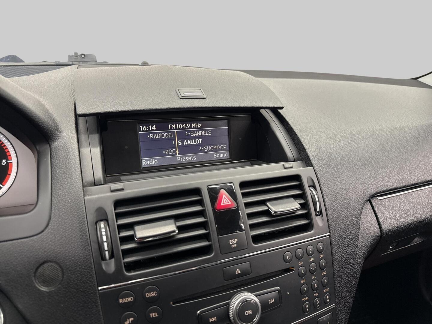 MERCEDES-BENZ C 2009