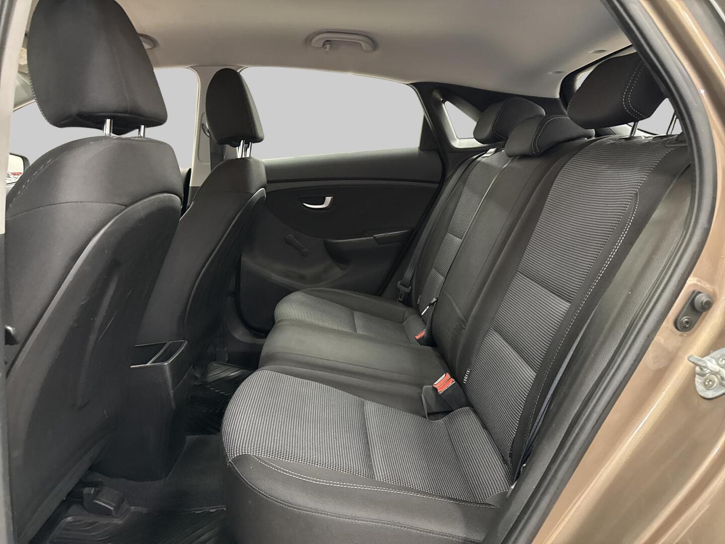 HYUNDAI i30 5d 2015