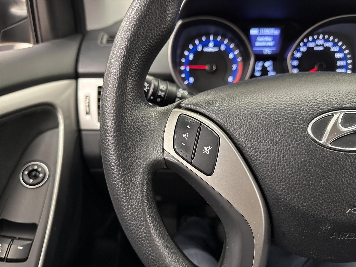 HYUNDAI i30 5d 2015