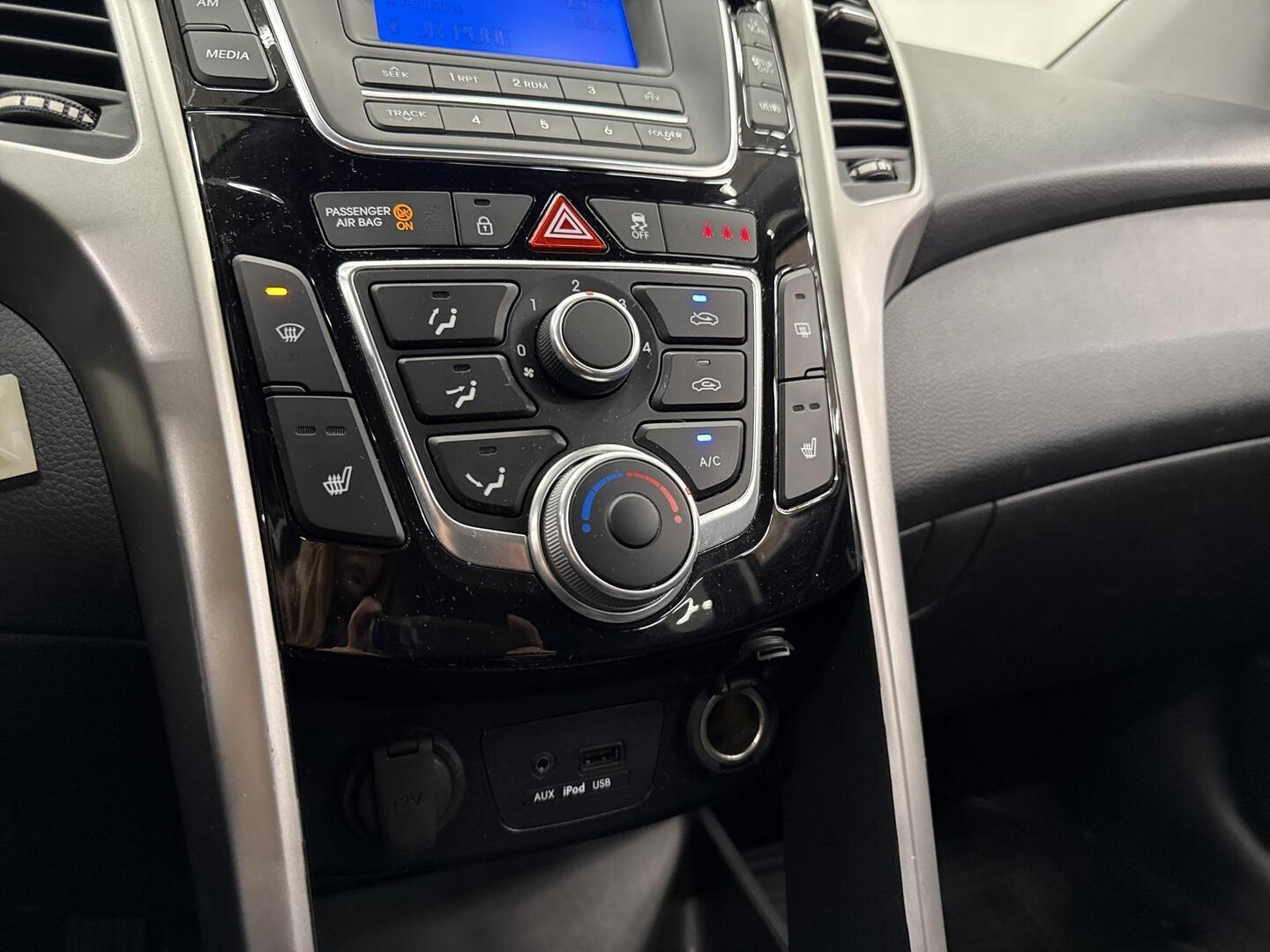 HYUNDAI i30 5d 2015