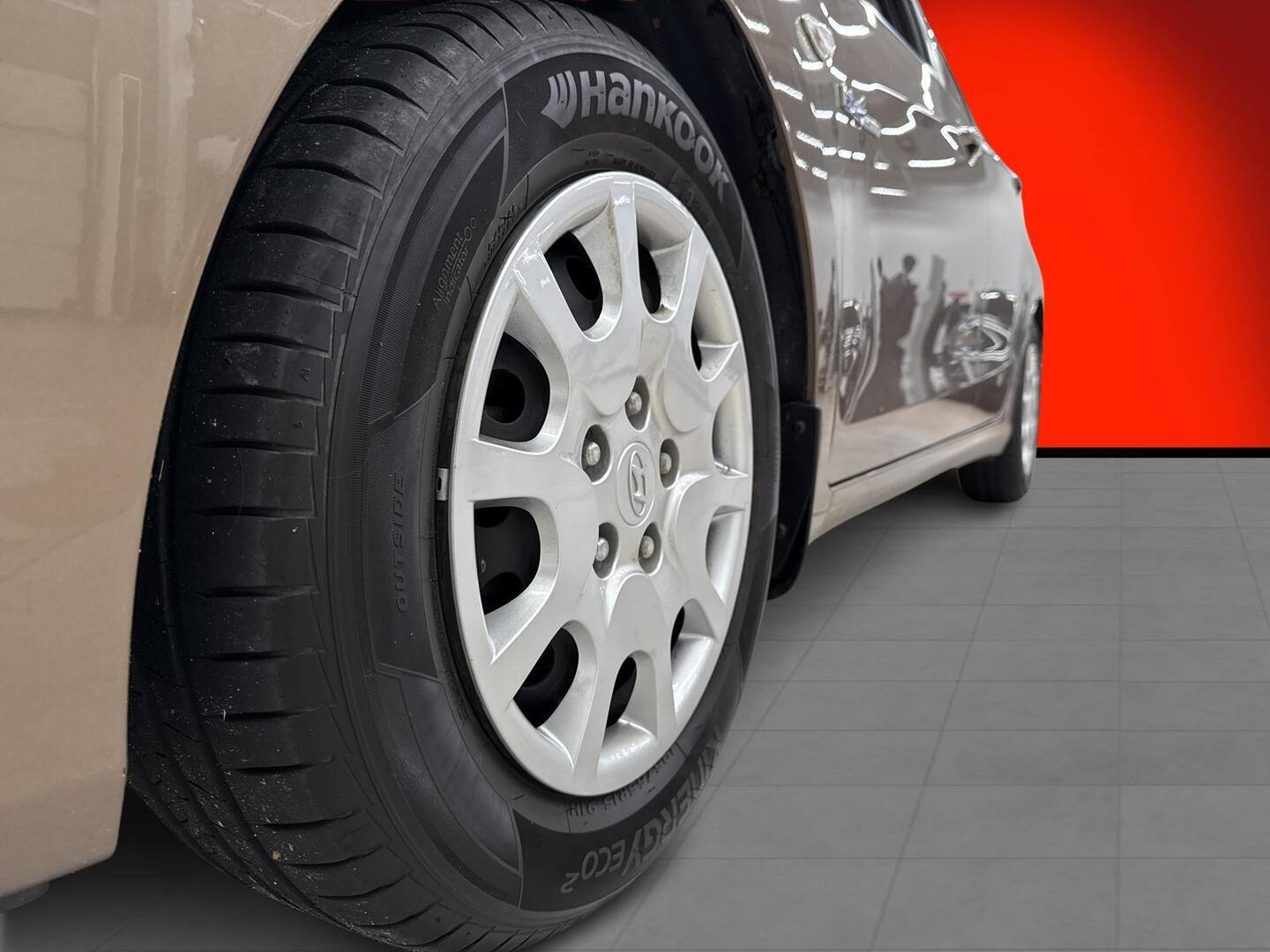 HYUNDAI i30 5d 2015