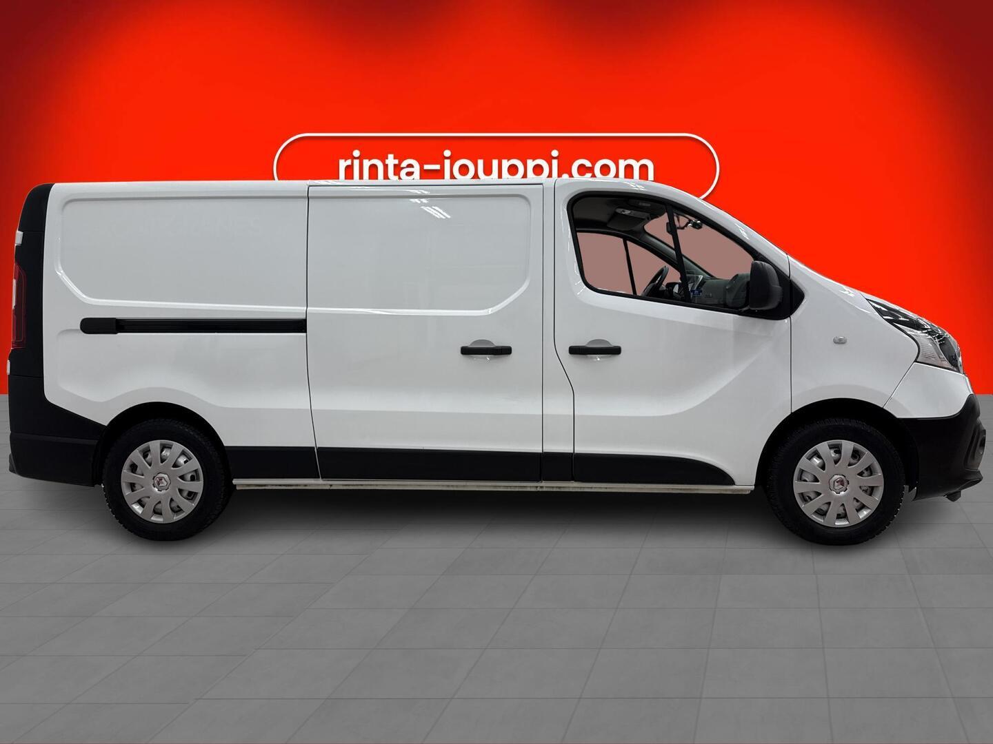 RENAULT TRAFIC 2016