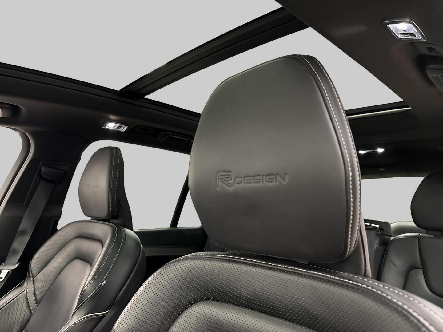 VOLVO XC90 2019