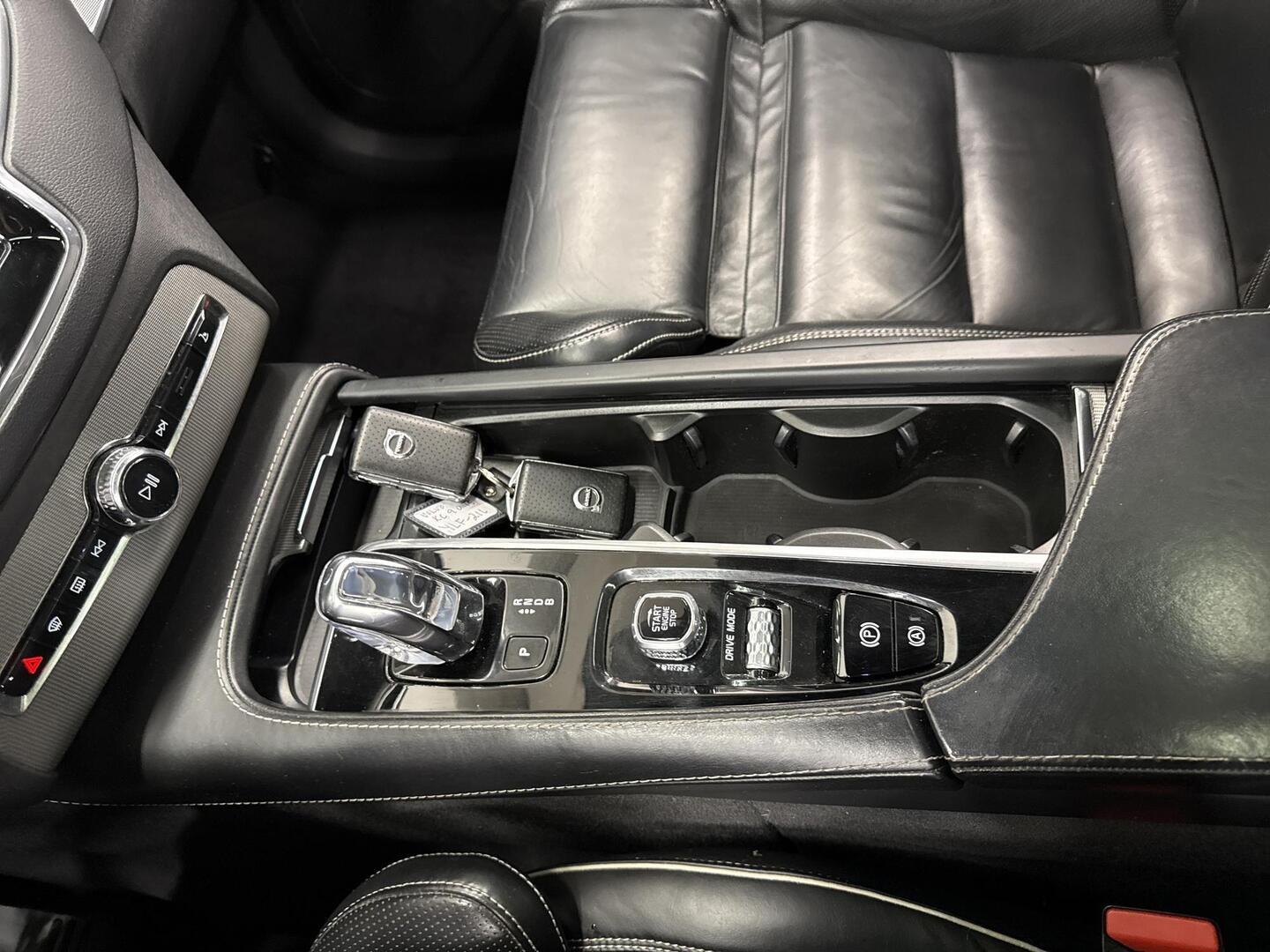 VOLVO XC90 2019
