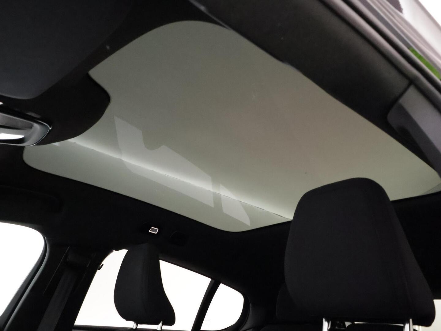 VOLVO C40 2024