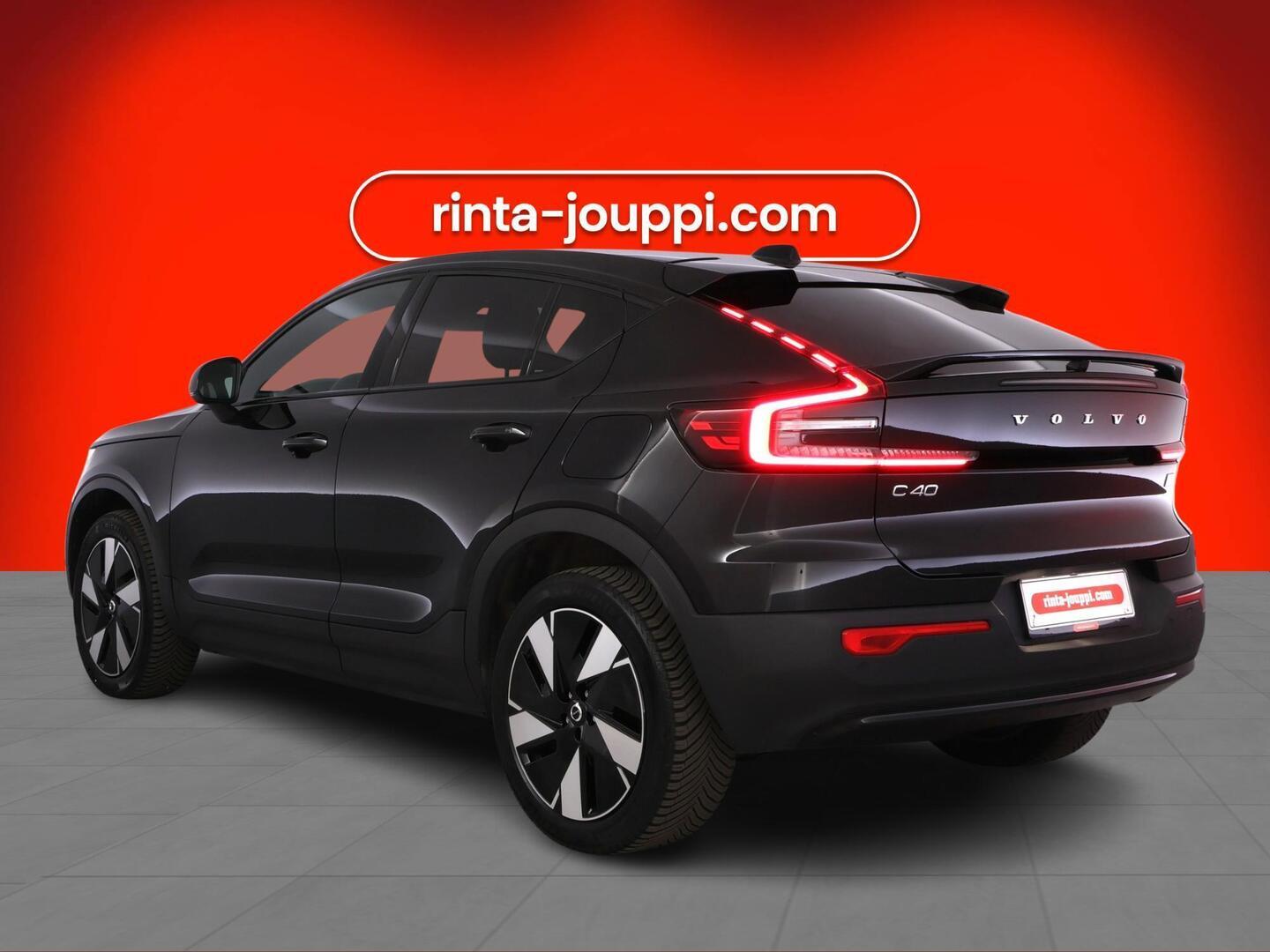 VOLVO C40 2024