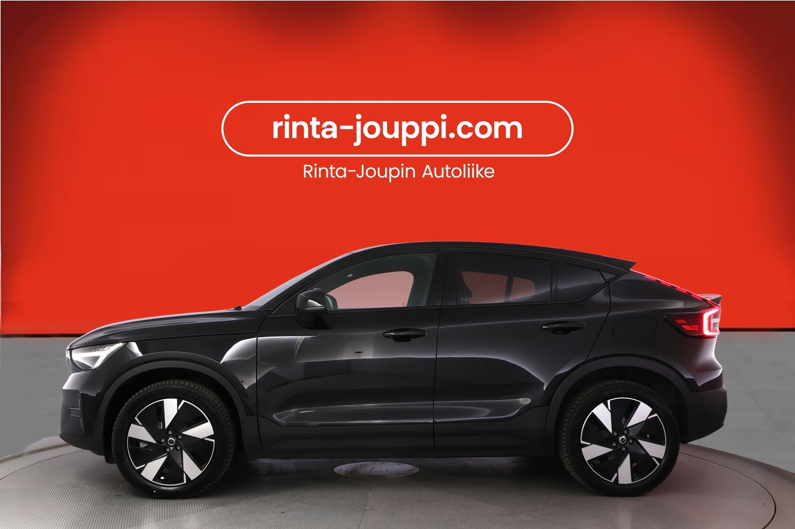 VOLVO C40 2024