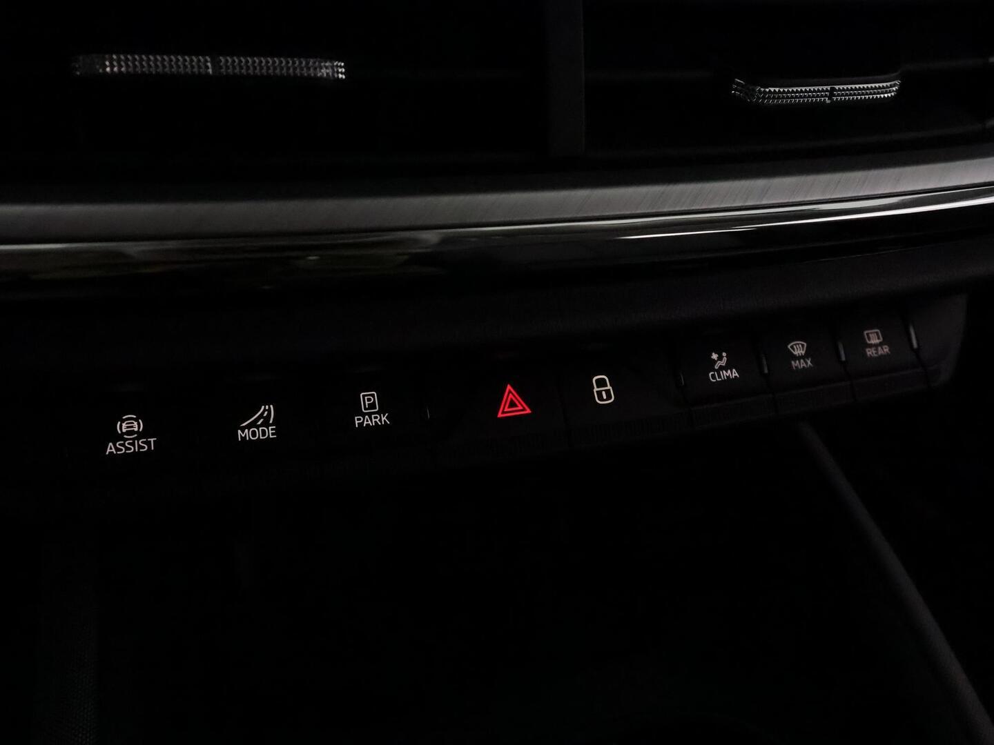 SKODA ENYAQ 2024