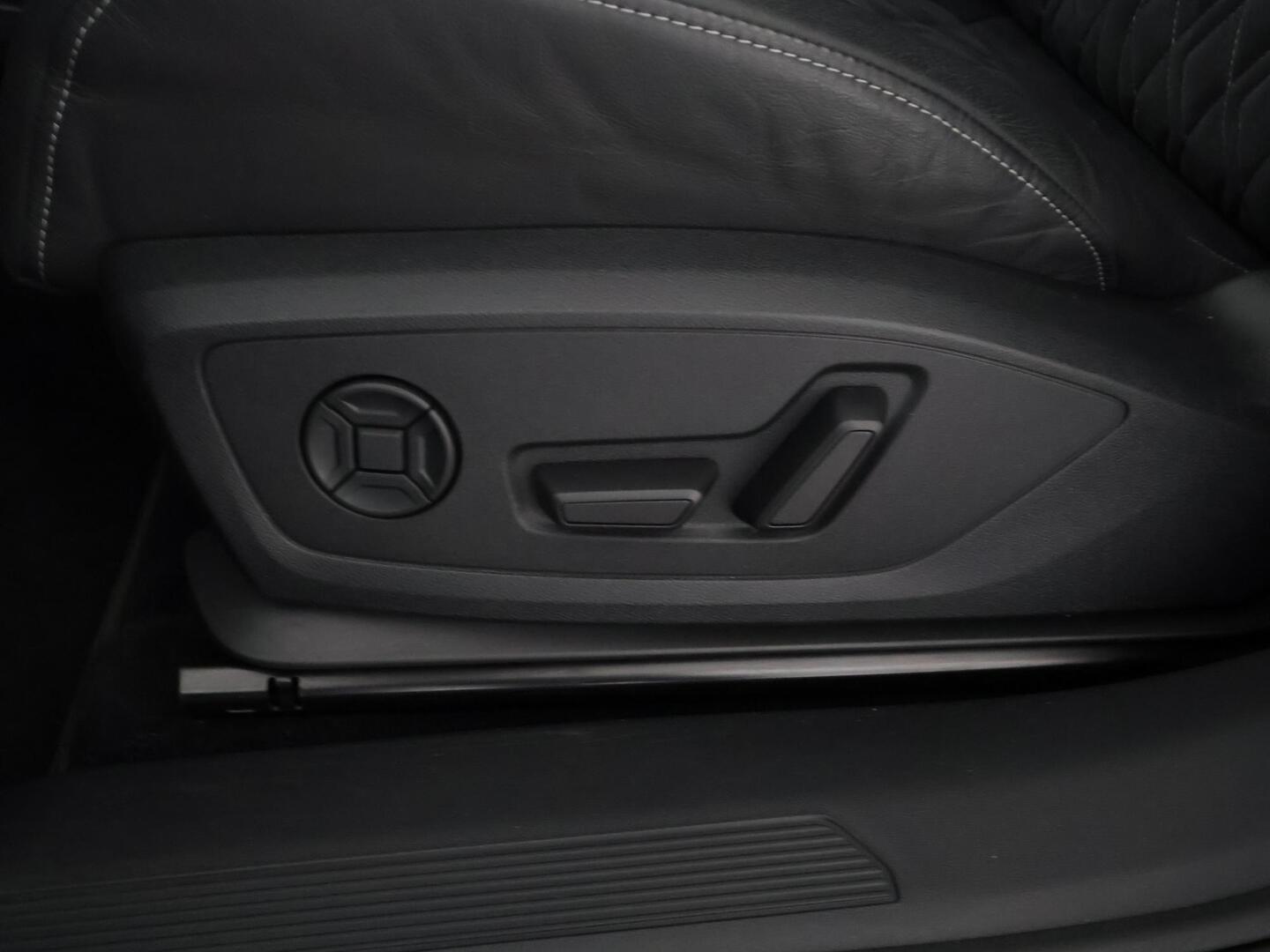 AUDI Q4 E-TRON 2022