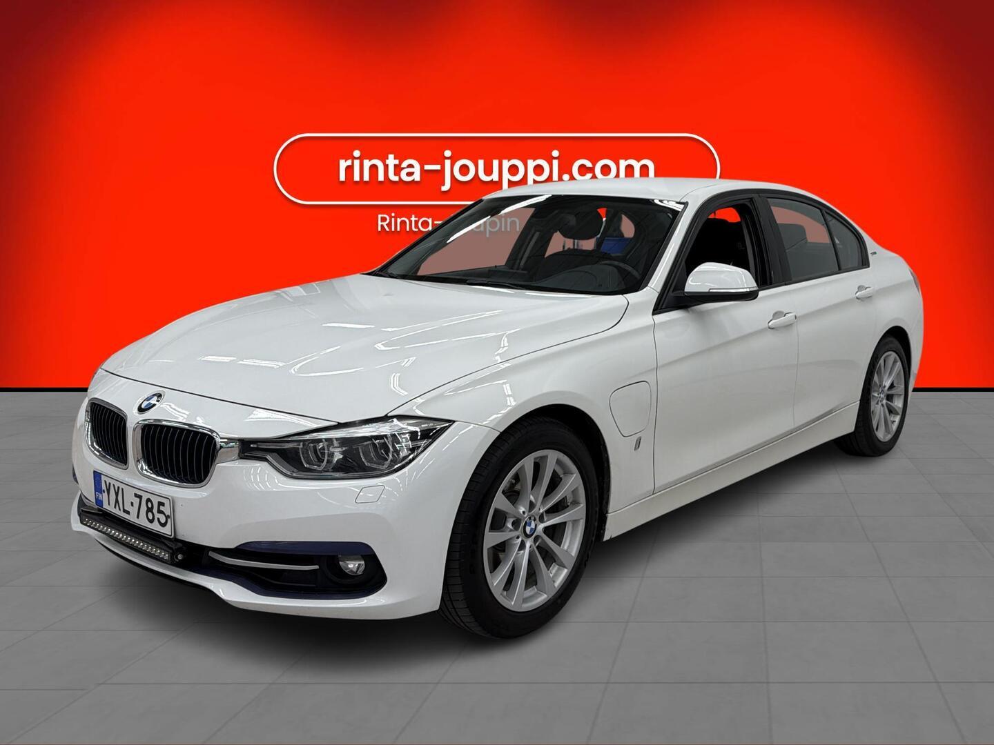 BMW 330 2018
