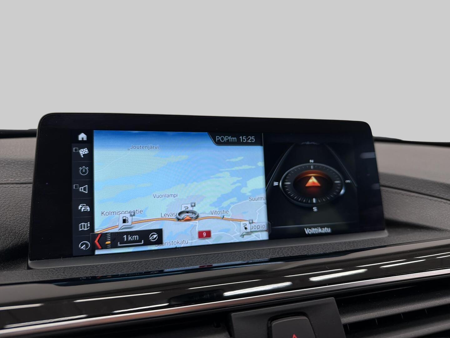 BMW 330 2018