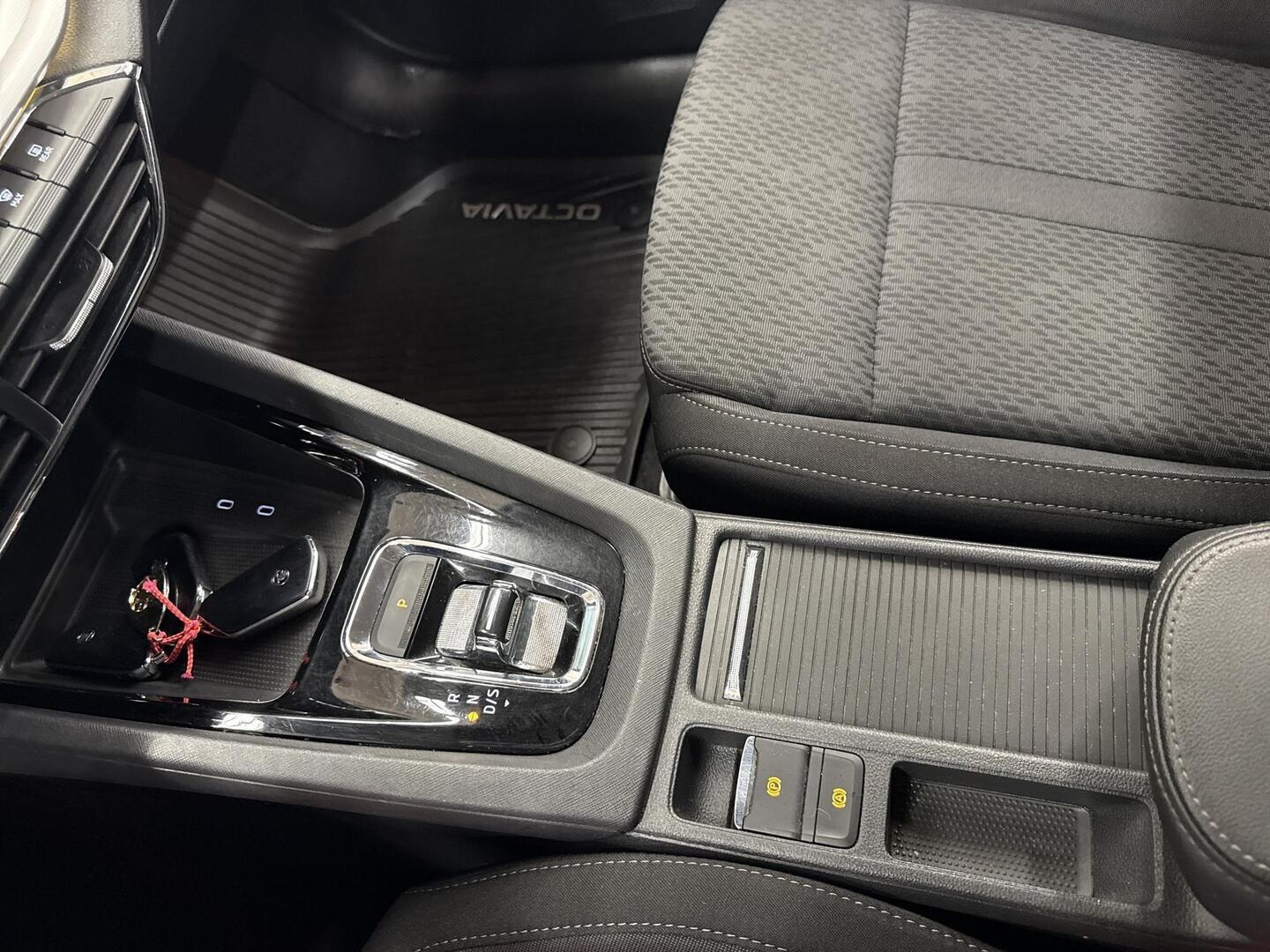 SKODA Octavia 2021