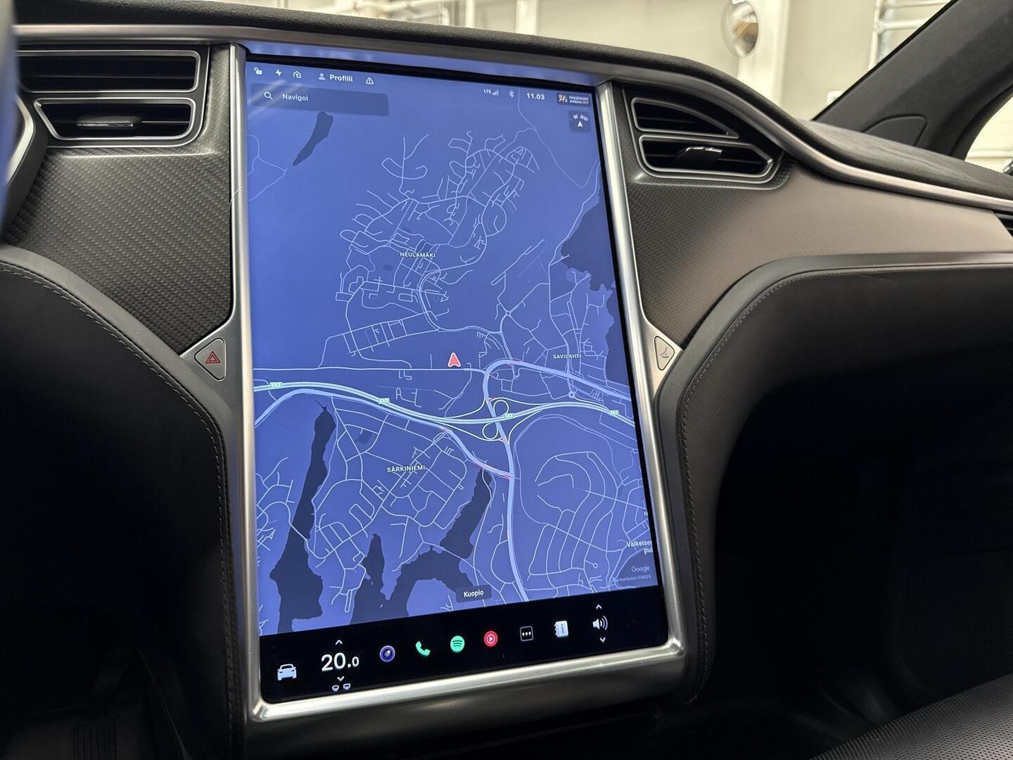 TESLA Model X 2016