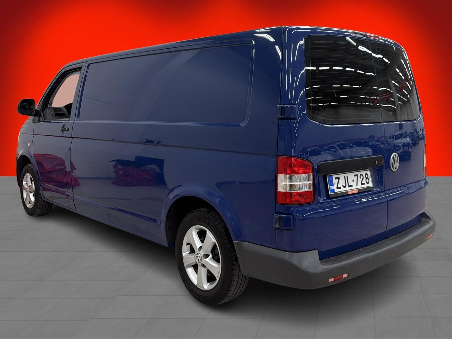VOLKSWAGEN Transporter 2012