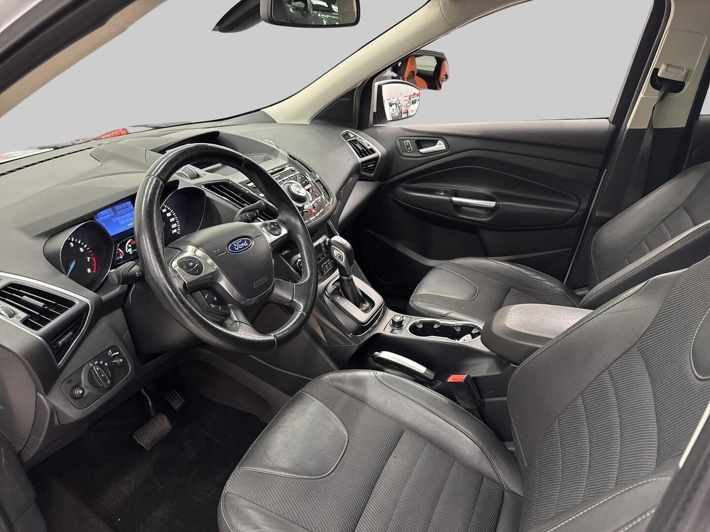 FORD Kuga 2013