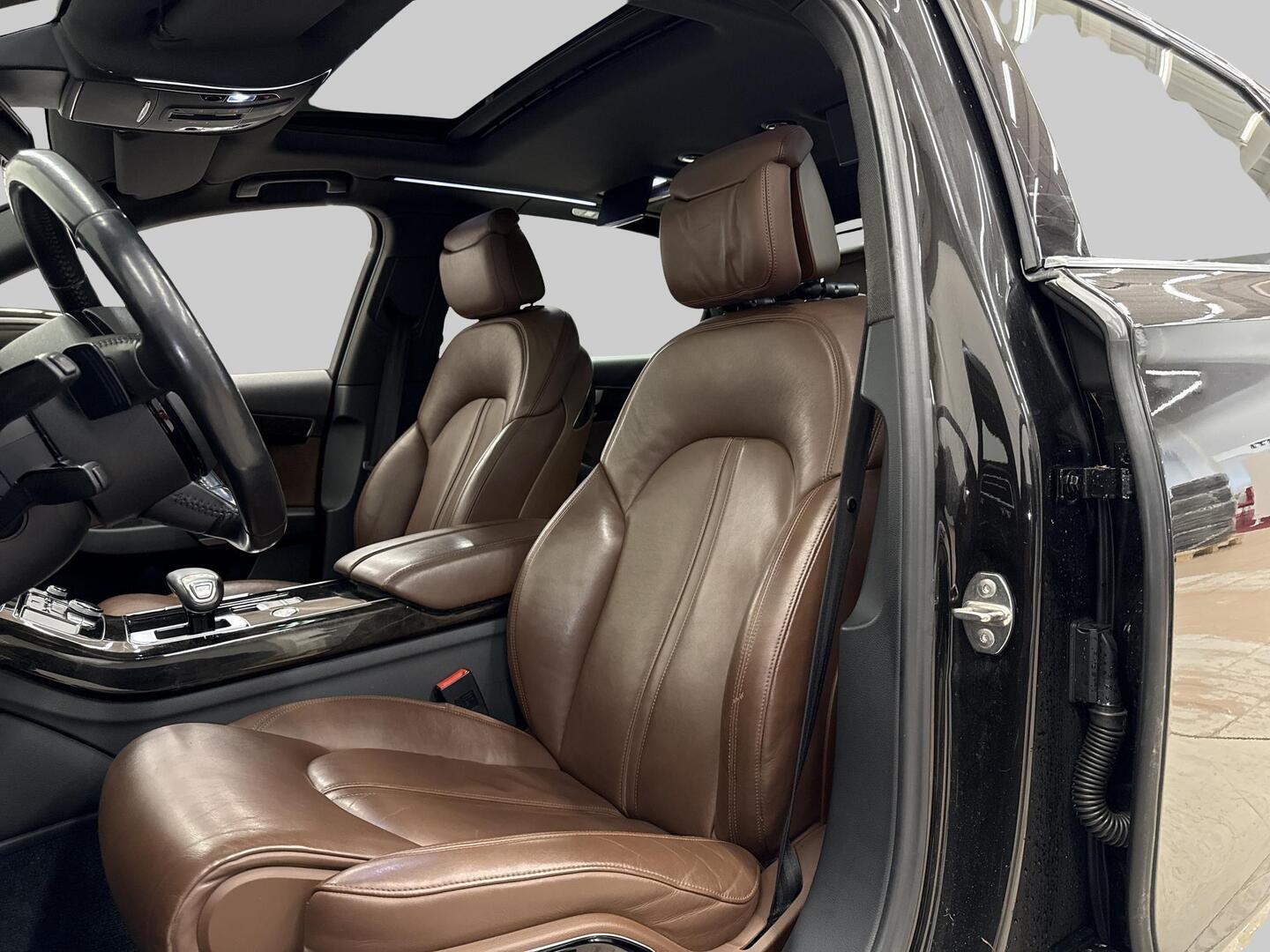 AUDI A8 2014