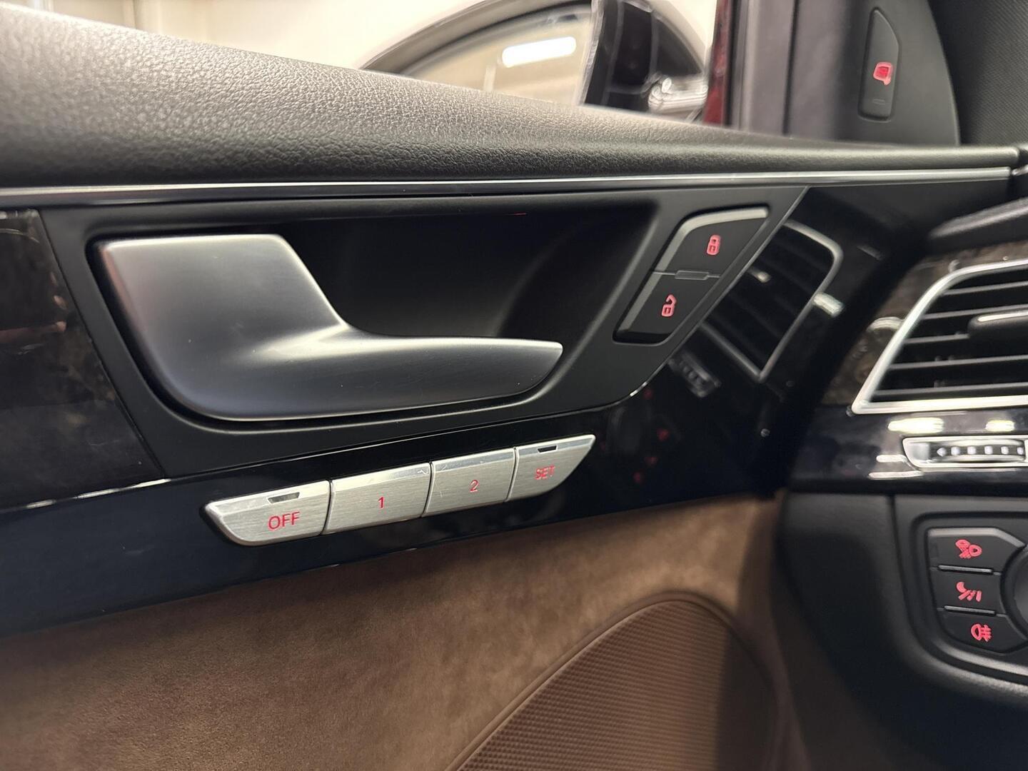 AUDI A8 2014