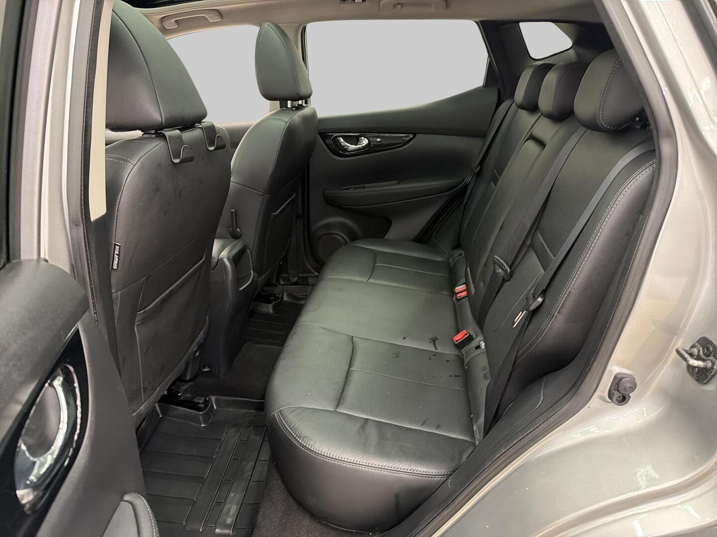 NISSAN Qashqai 2016