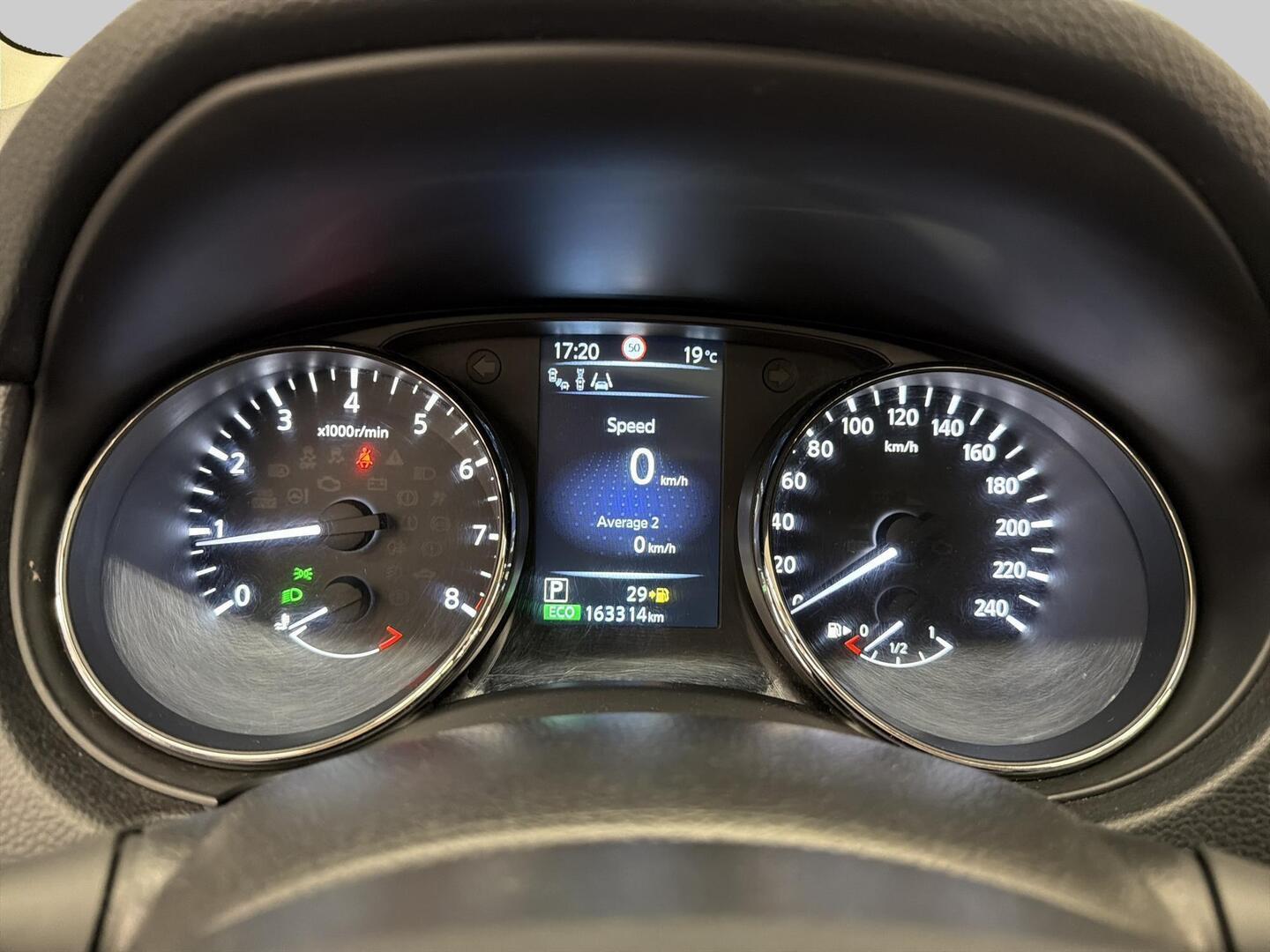 NISSAN Qashqai 2016