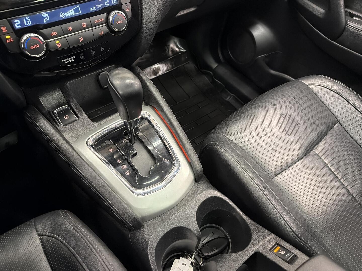 NISSAN Qashqai 2016