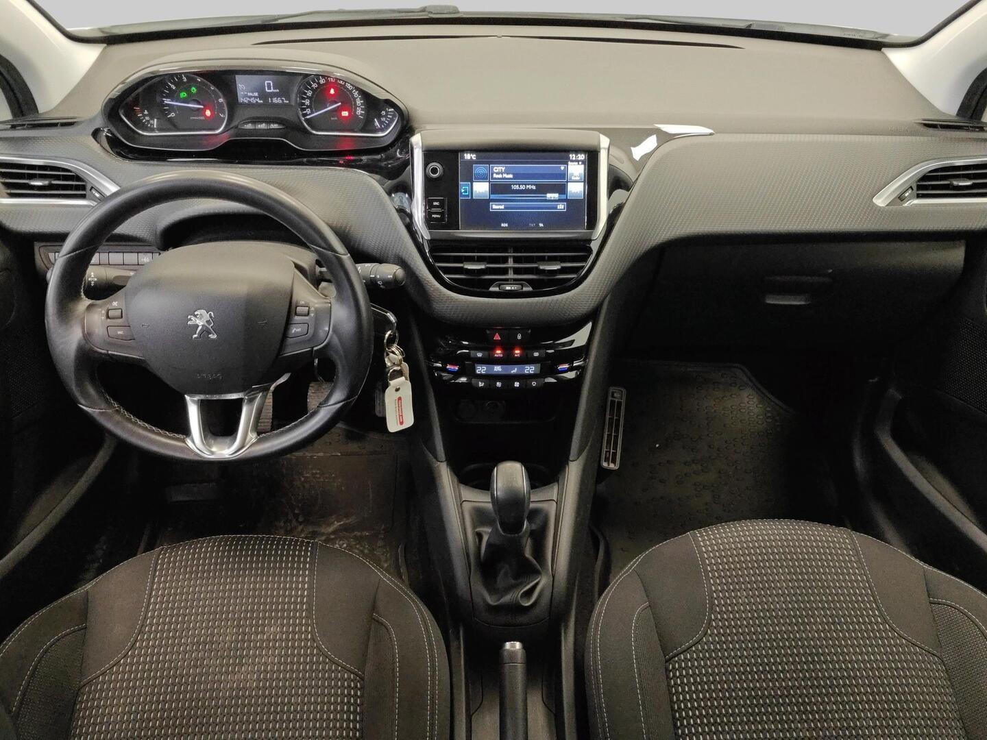 PEUGEOT 208 2016
