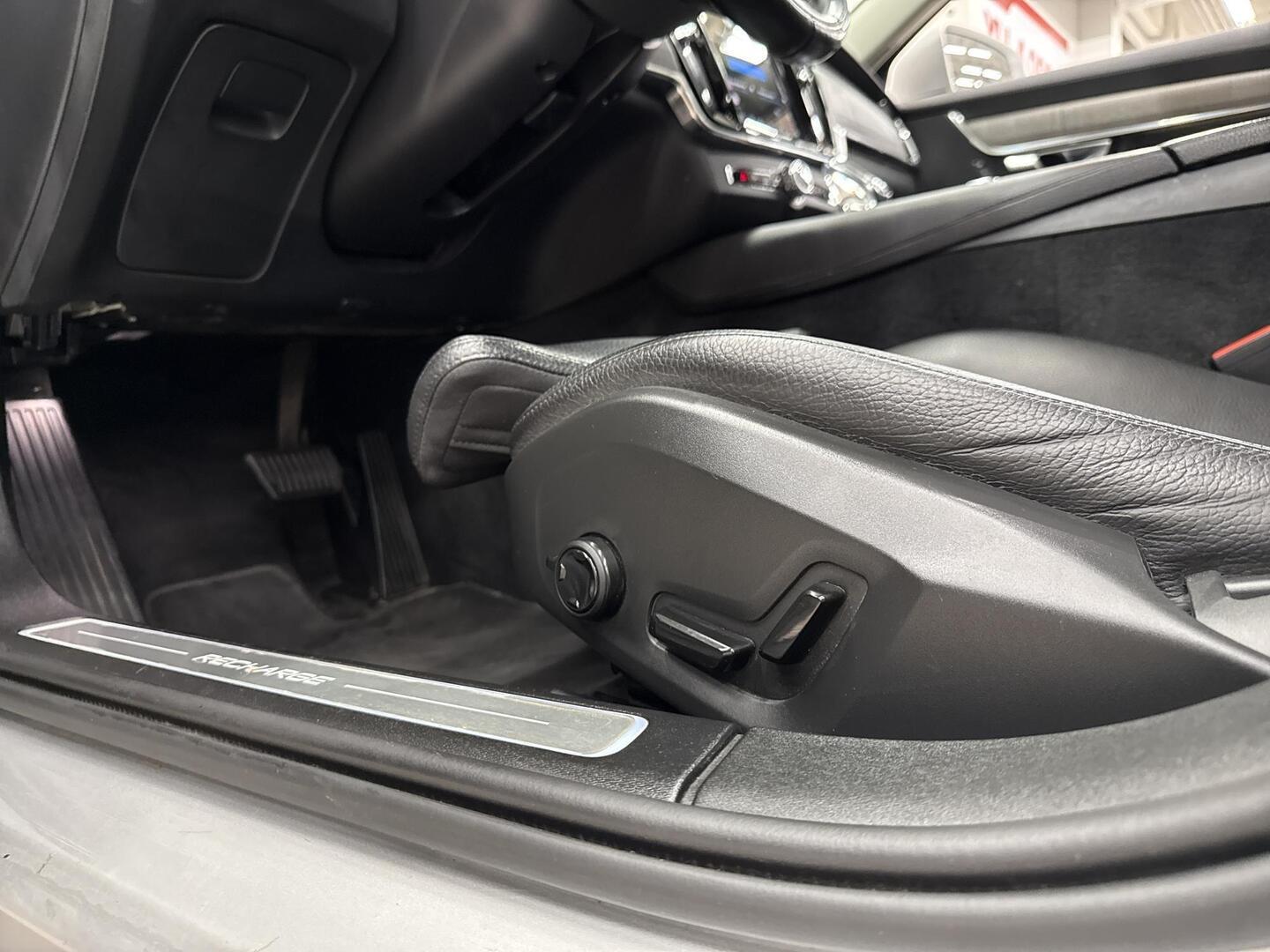 VOLVO V90 2022