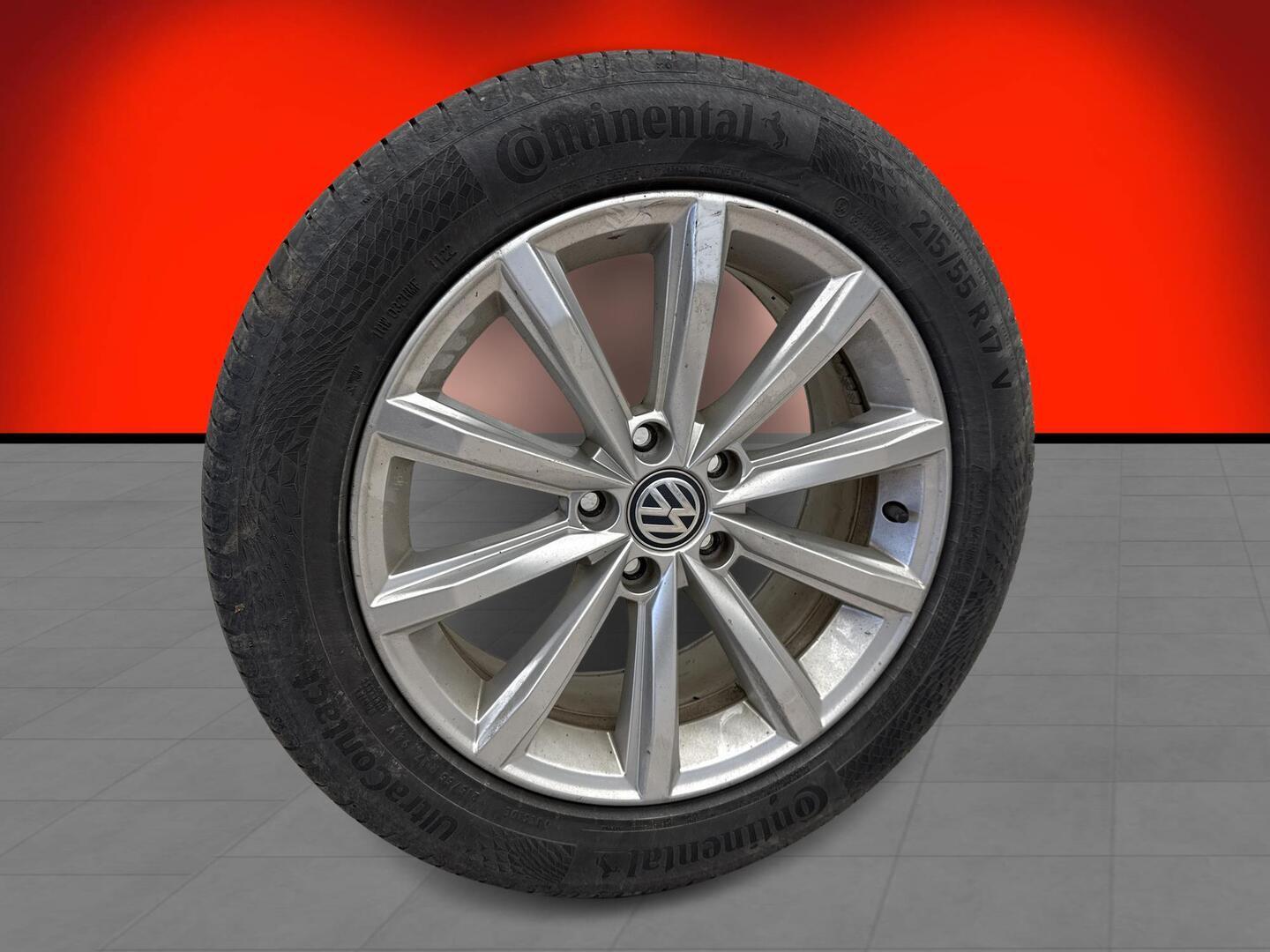 VOLKSWAGEN Passat 2018