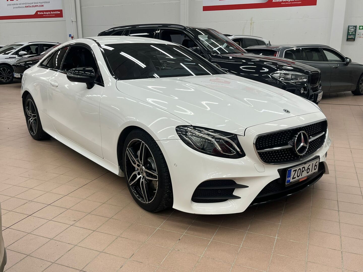 MERCEDES-BENZ E 2017