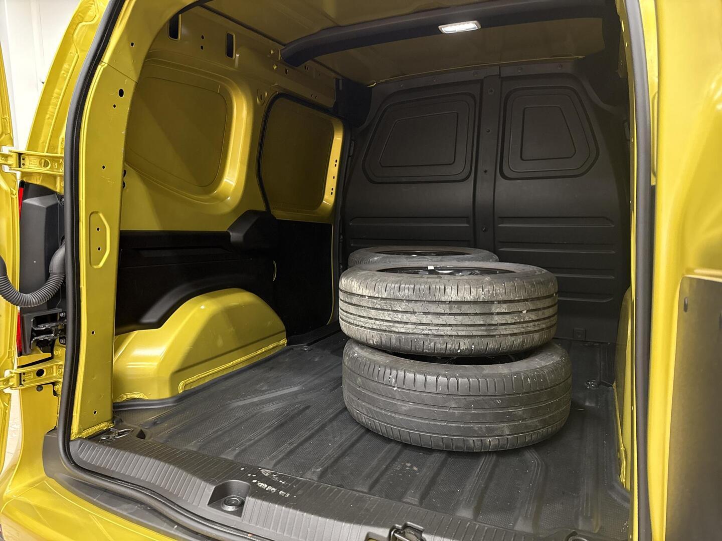 MERCEDES-BENZ Citan 2023