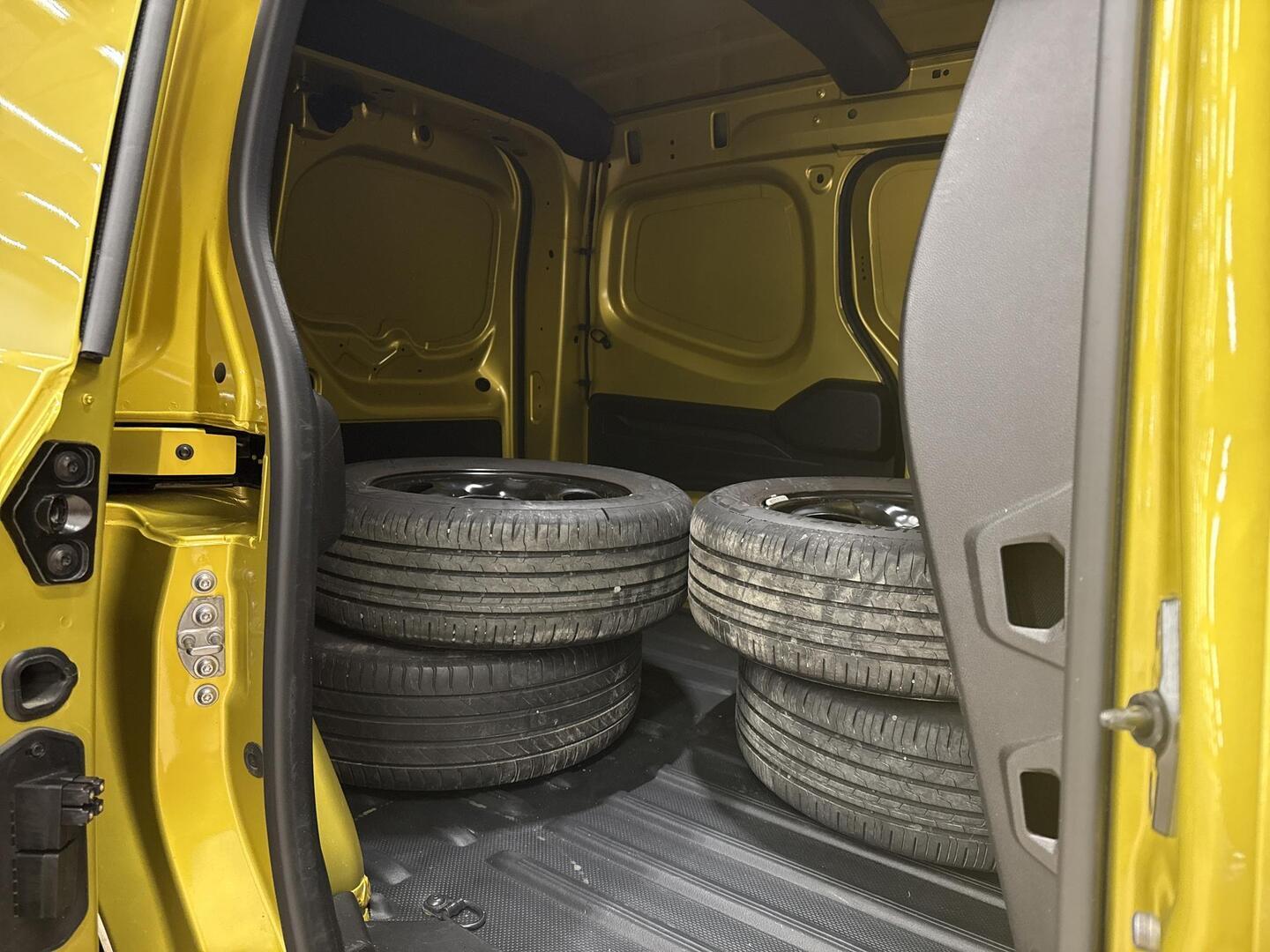 MERCEDES-BENZ Citan 2023