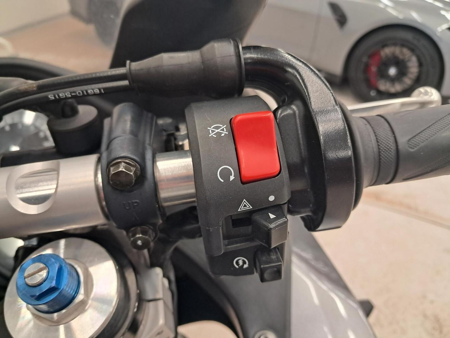 SUZUKI SV 2006
