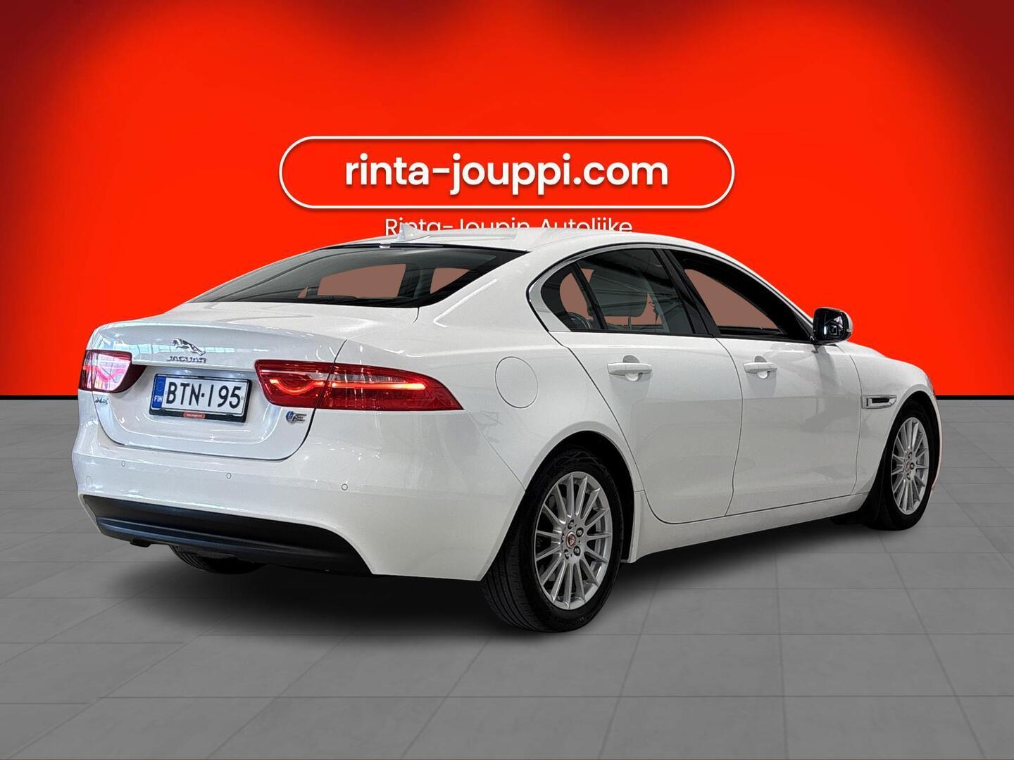 JAGUAR XE 2016