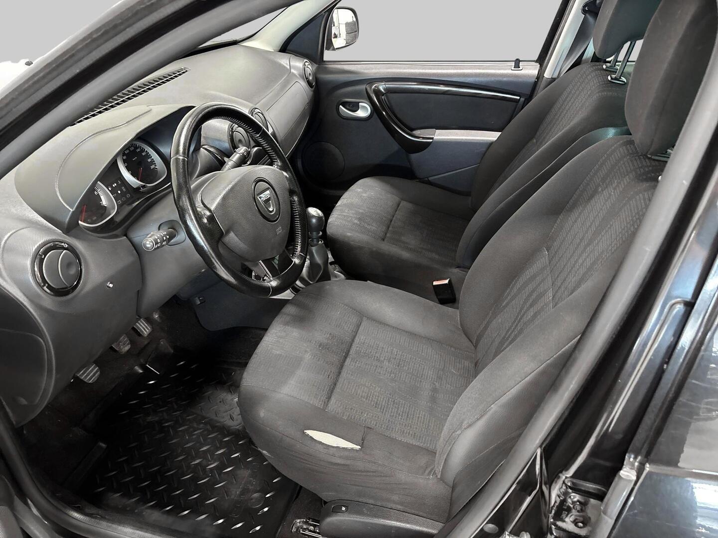 DACIA Duster 2011