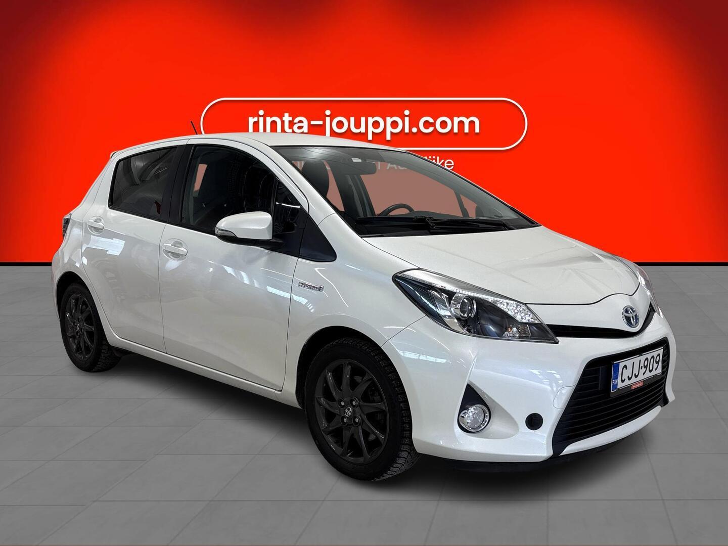 TOYOTA Yaris 2014