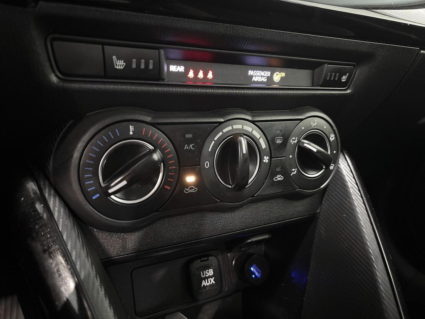 MAZDA Mazda2 2020
