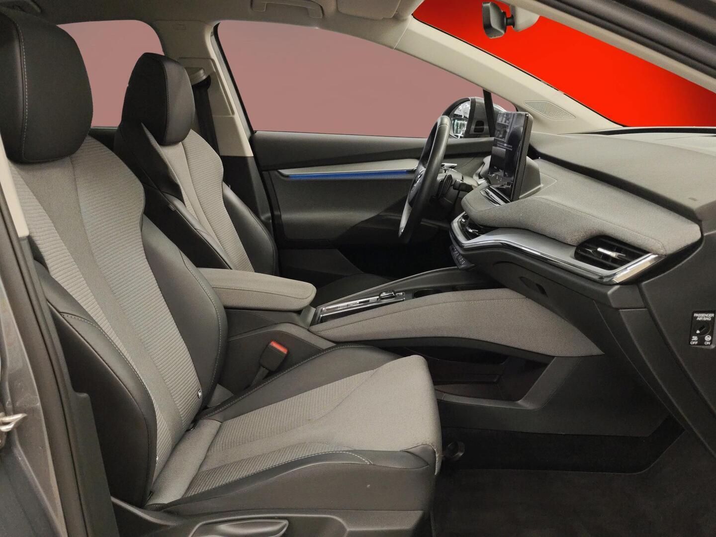 SKODA Enyaq 2023