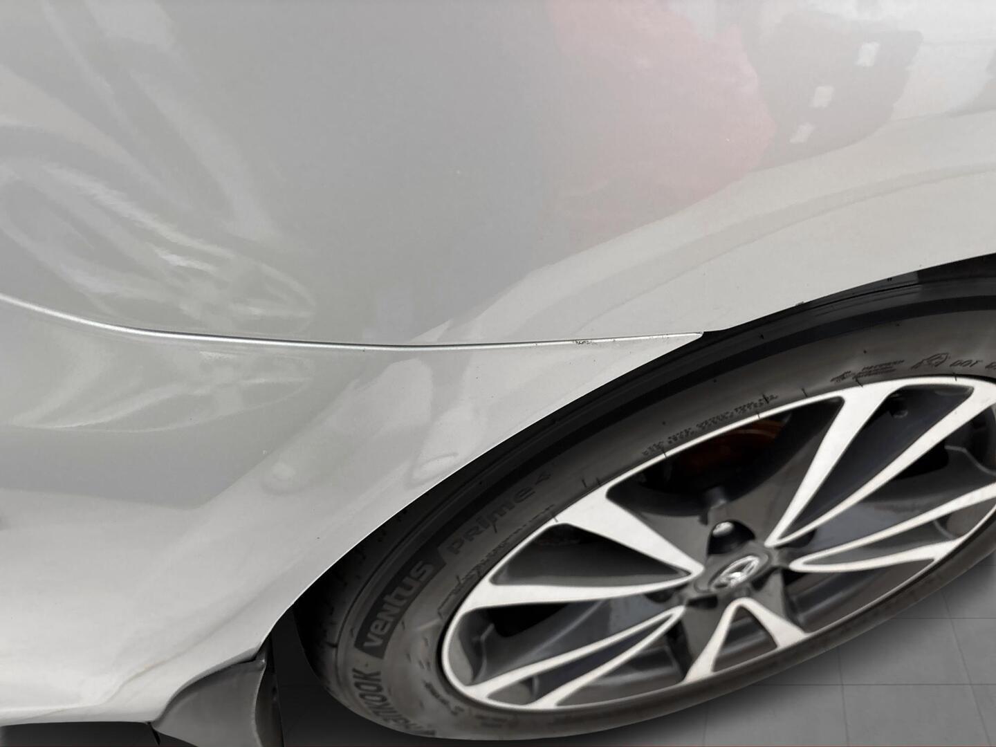 TOYOTA Avensis 2013
