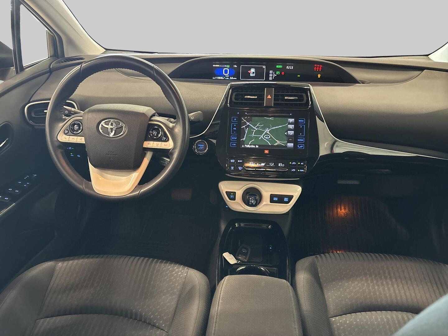TOYOTA Prius 2017