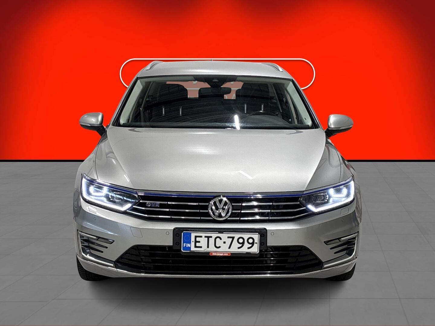 VOLKSWAGEN Passat 2017