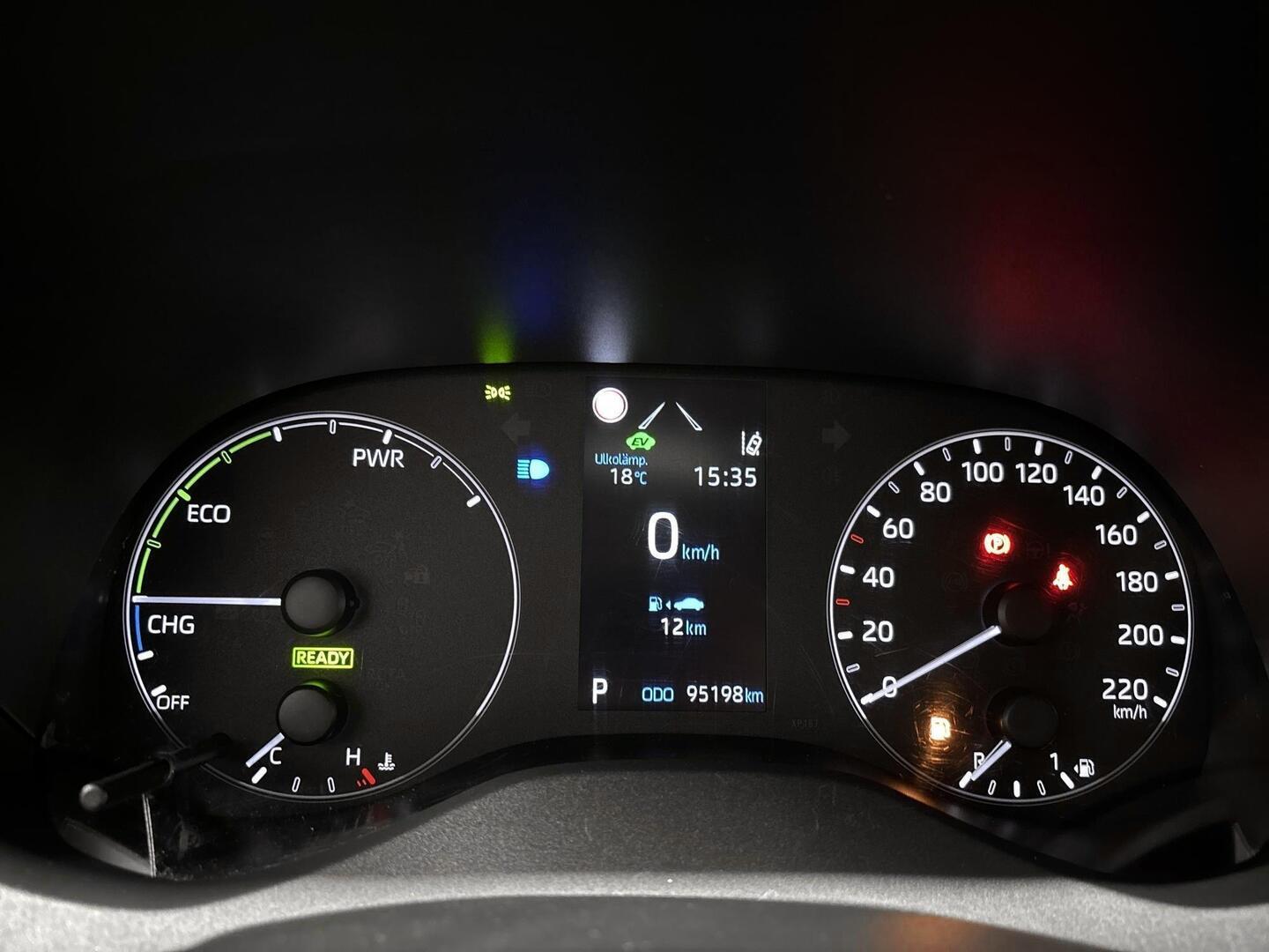 TOYOTA Yaris 2023