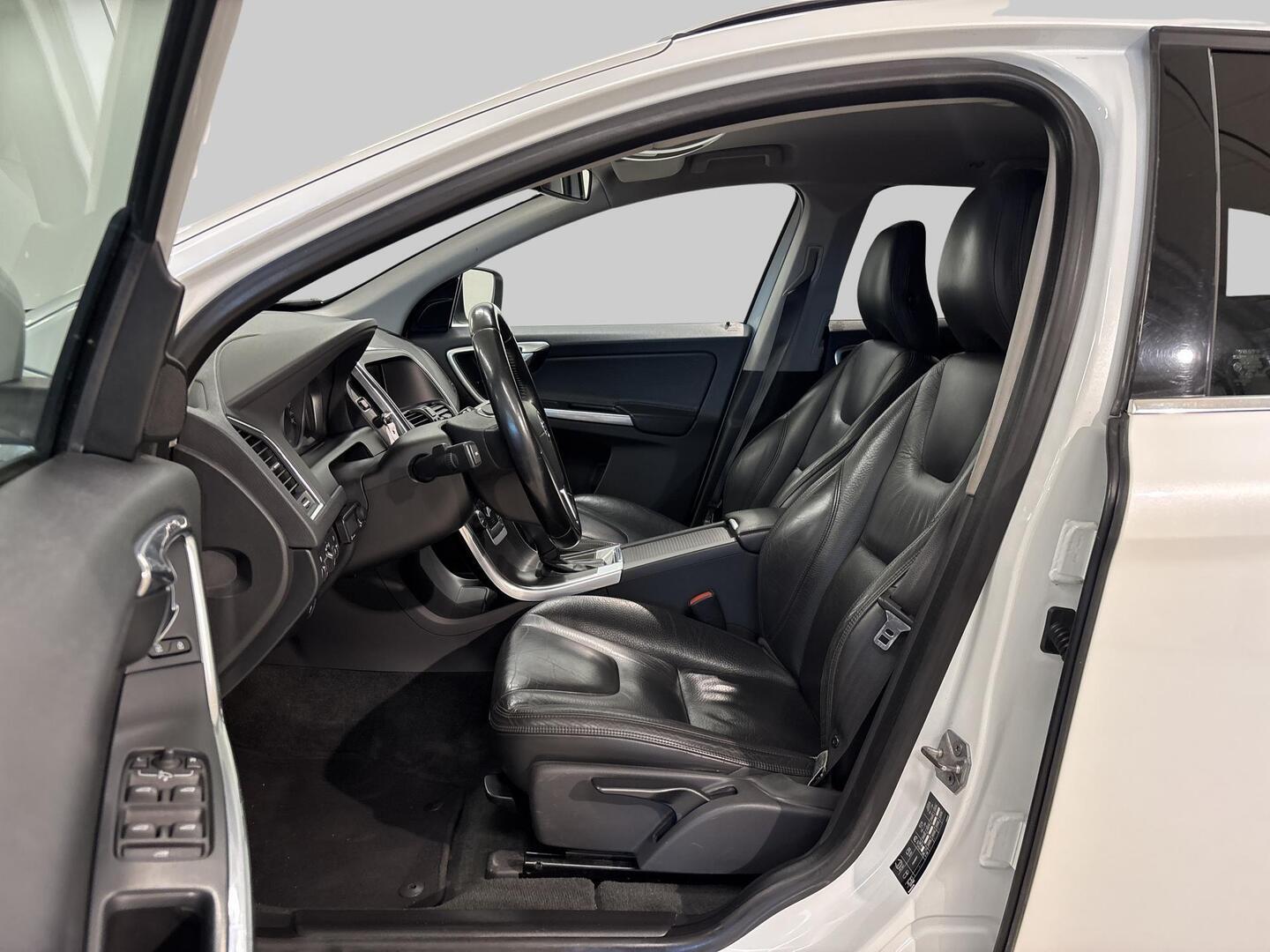 VOLVO XC60 2014