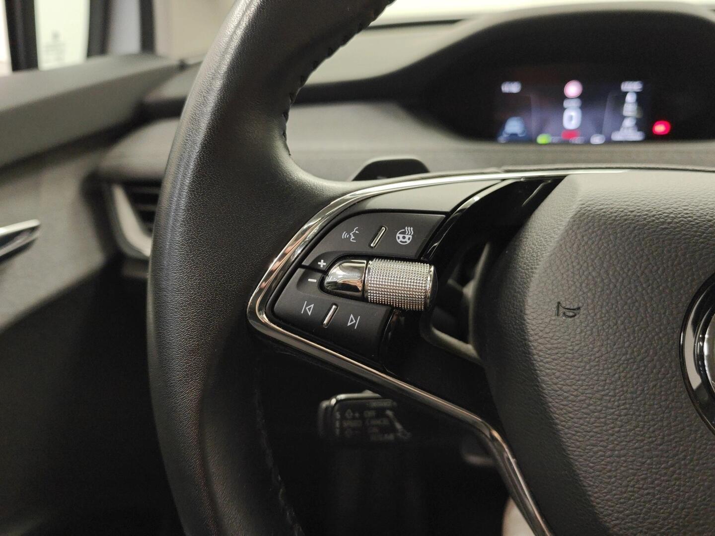 SKODA Enyaq 2023