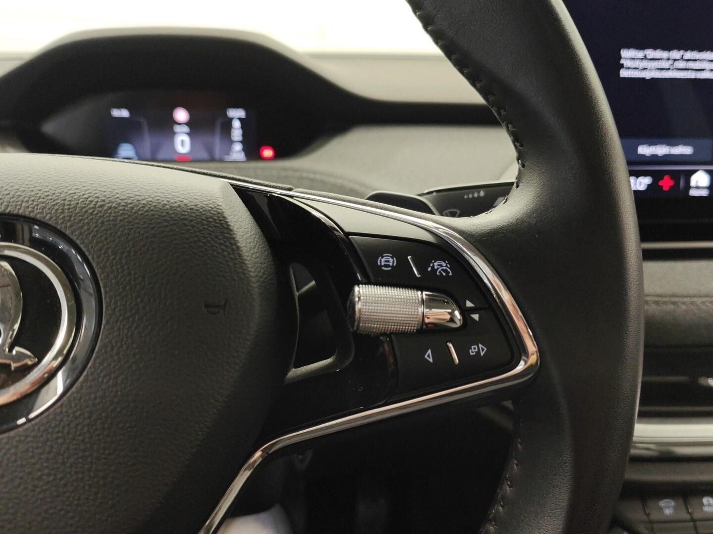 SKODA Enyaq 2023